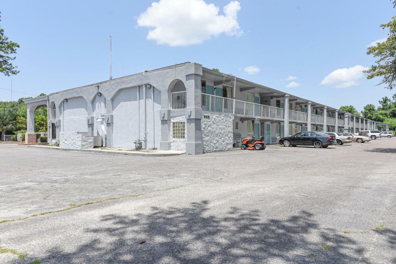 Hotel Valdosta Ga I-75 & Us-221 N Hwy Esterno foto
